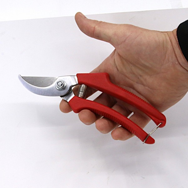 SADJARSKO VINOGRADNIŠKE ŠKARJE S PVC ROČAJEM 200MM