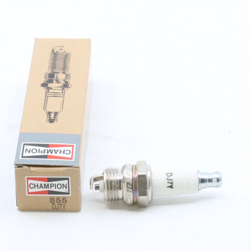 SVEČKA CHAMPION DJ7Y NAHRBT.